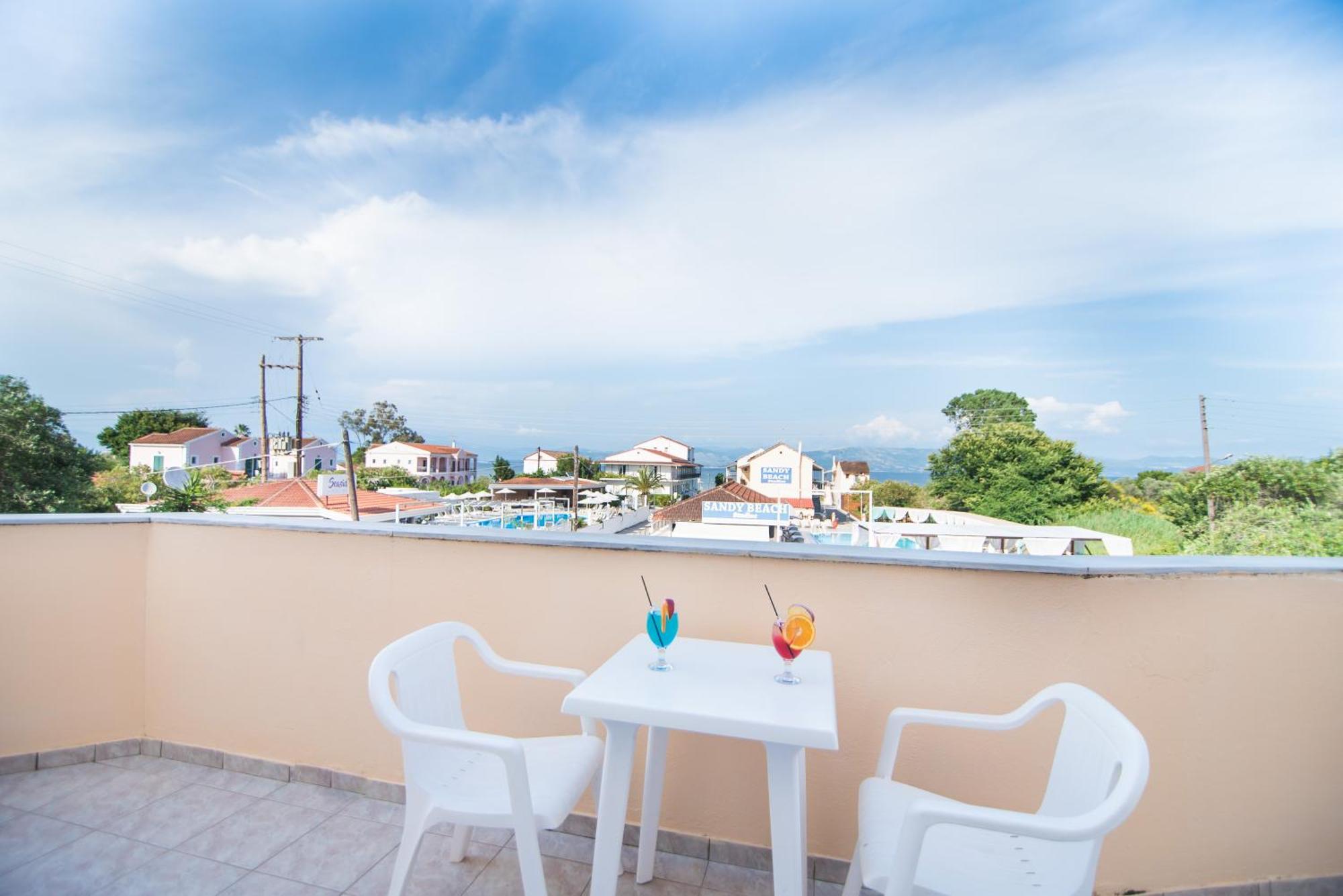 Sandy Beach Complex By Konnect - Annexe Building Kavos Bilik gambar