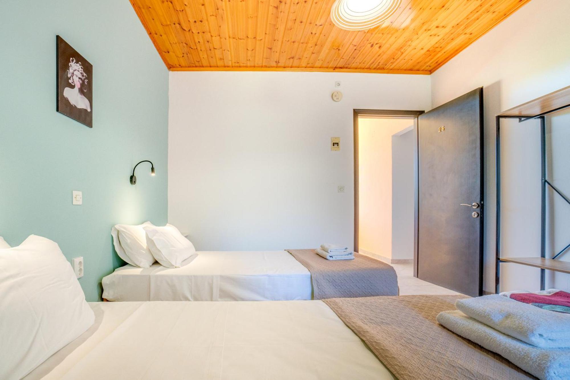Sandy Beach Complex By Konnect - Annexe Building Kavos Bilik gambar