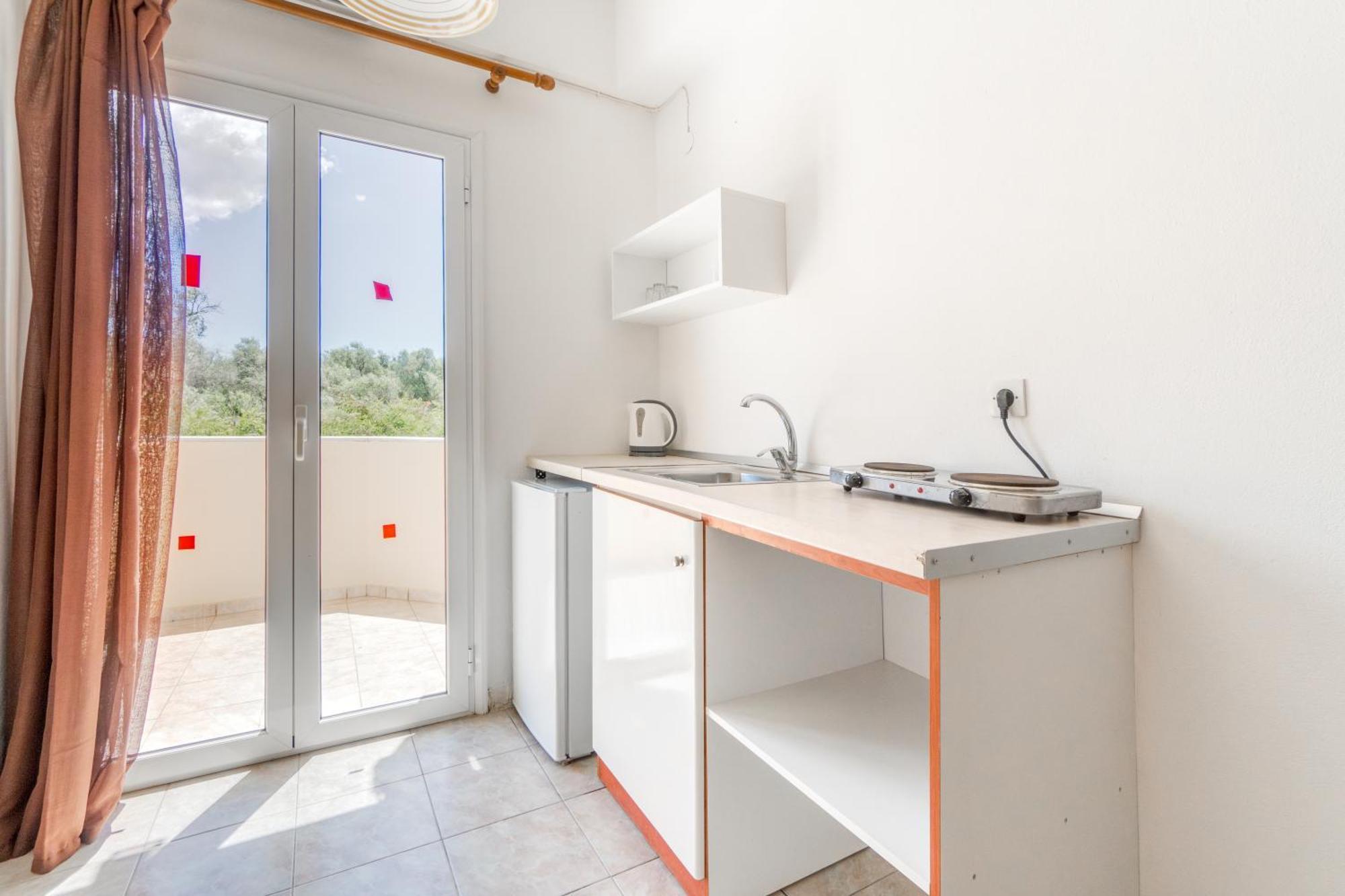 Sandy Beach Complex By Konnect - Annexe Building Kavos Bilik gambar