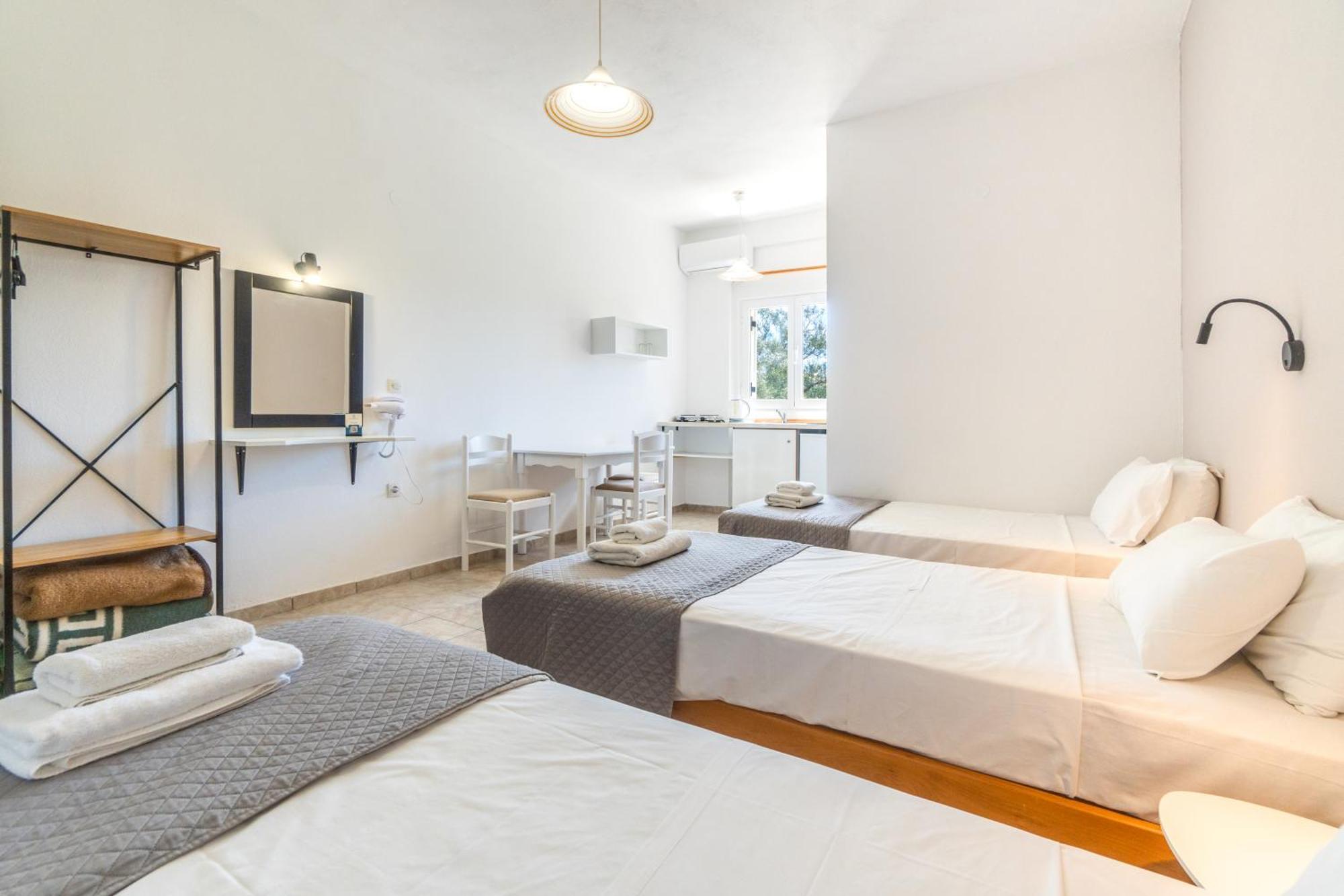 Sandy Beach Complex By Konnect - Annexe Building Kavos Bilik gambar